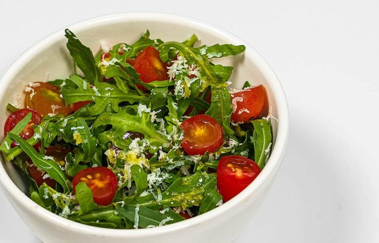 ARUGULA & PARMESANSALAD