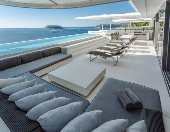 Four-bedroom Sky Pool Villa Penthouse